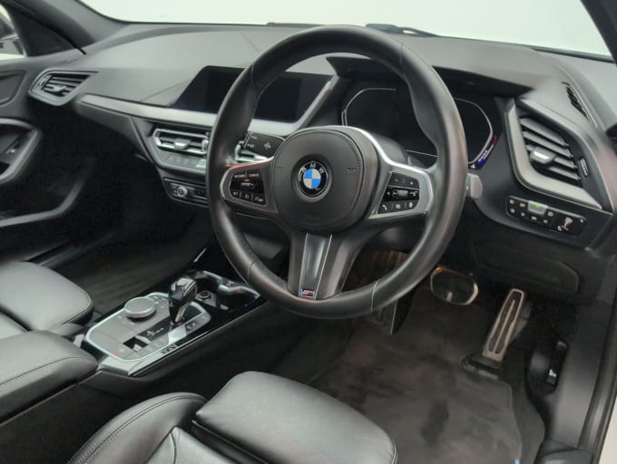 2025 BMW 1 Series