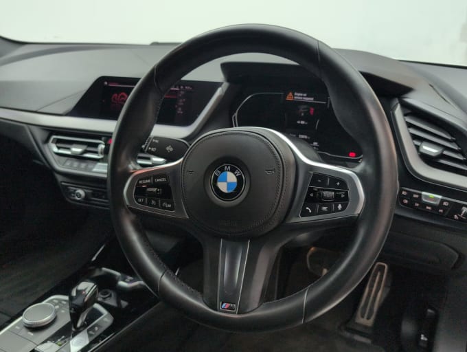 2025 BMW 1 Series