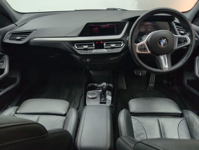 2025 BMW 1 Series