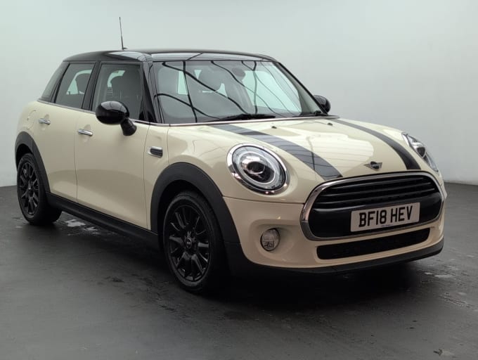 2025 Mini Hatch