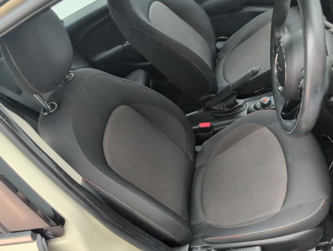 2025 Mini Hatch
