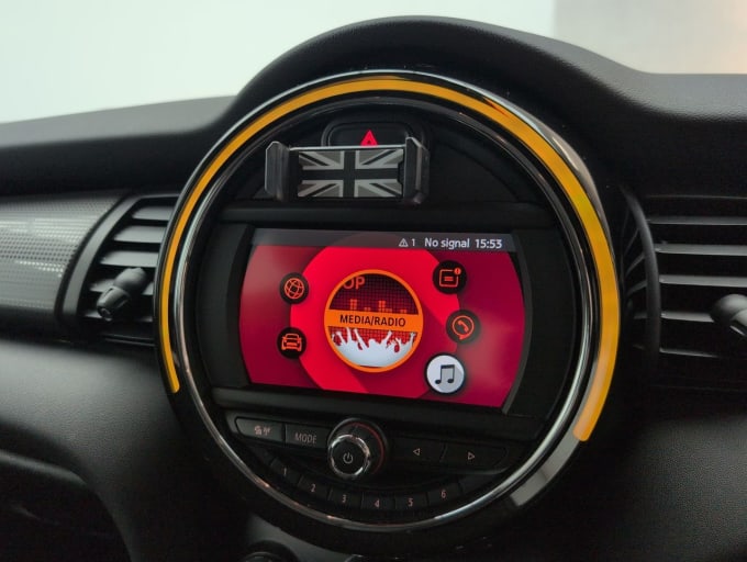 2025 Mini Hatch
