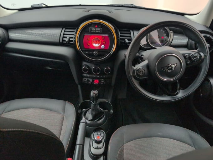 2025 Mini Hatch