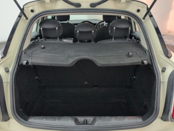 2025 Mini Hatch