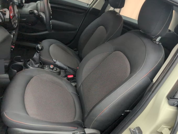 2025 Mini Hatch