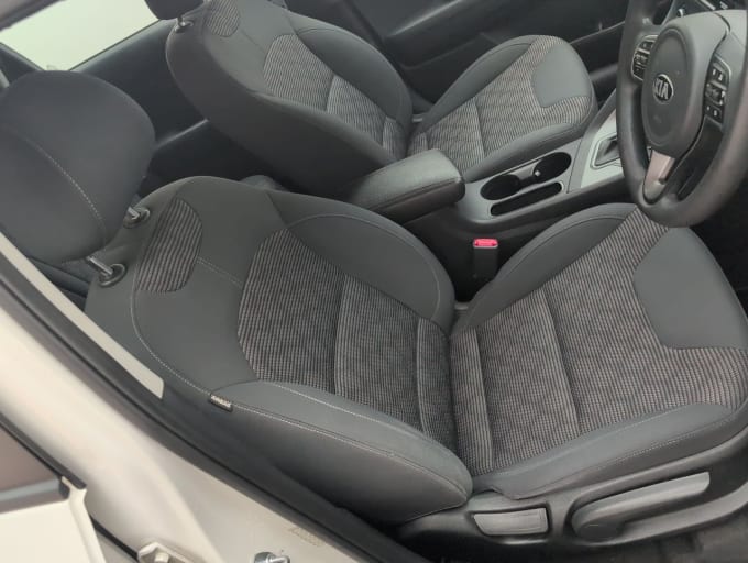 2025 Kia Niro