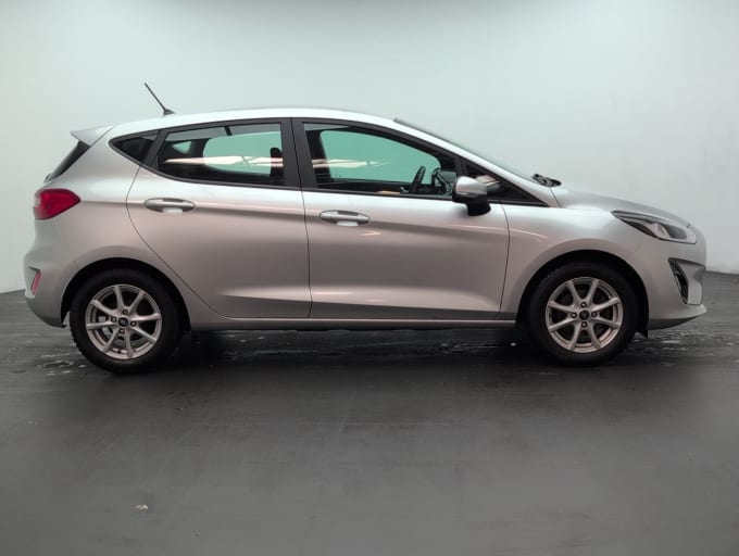 2025 Ford Fiesta
