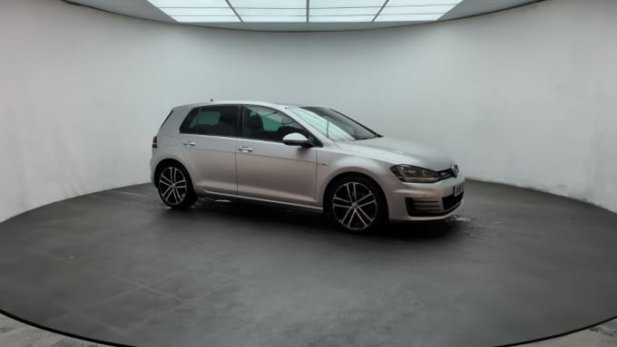 2025 Volkswagen Golf