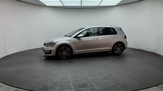 2025 Volkswagen Golf