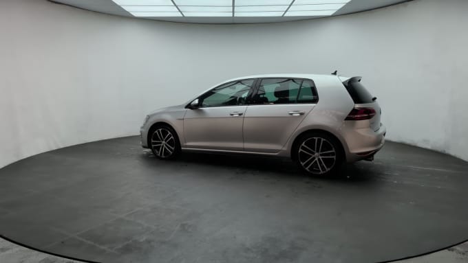 2025 Volkswagen Golf