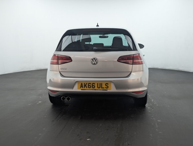 2025 Volkswagen Golf