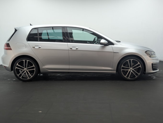 2025 Volkswagen Golf