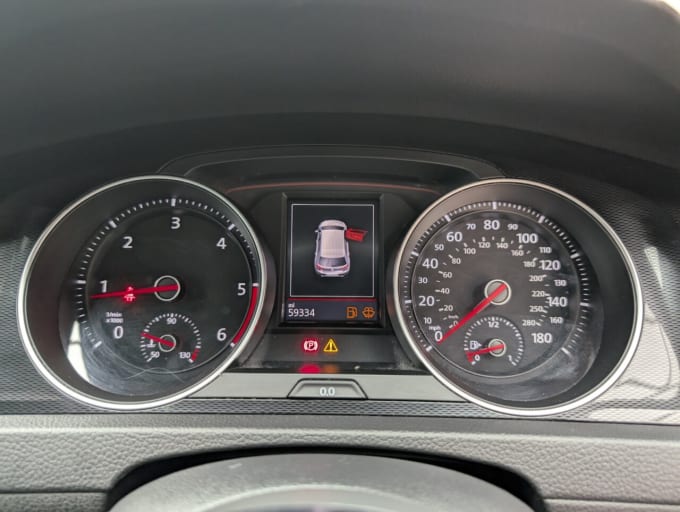 2025 Volkswagen Golf