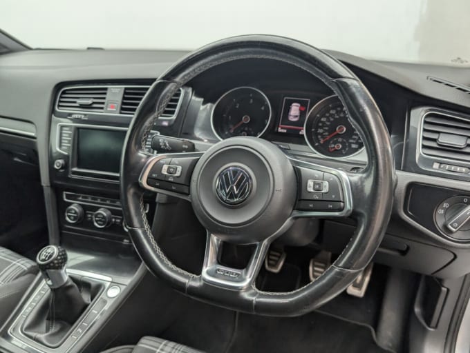 2025 Volkswagen Golf