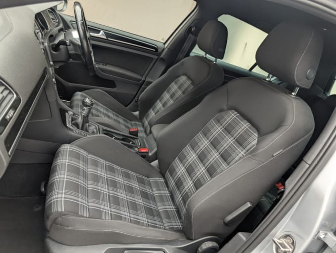 2025 Volkswagen Golf
