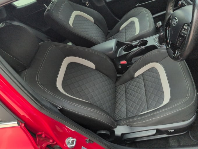 2025 Kia Ceed