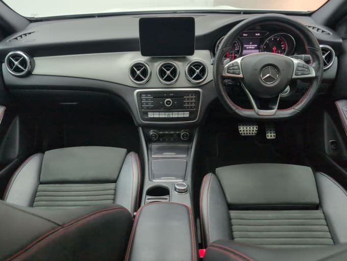 2025 Mercedes-benz 180