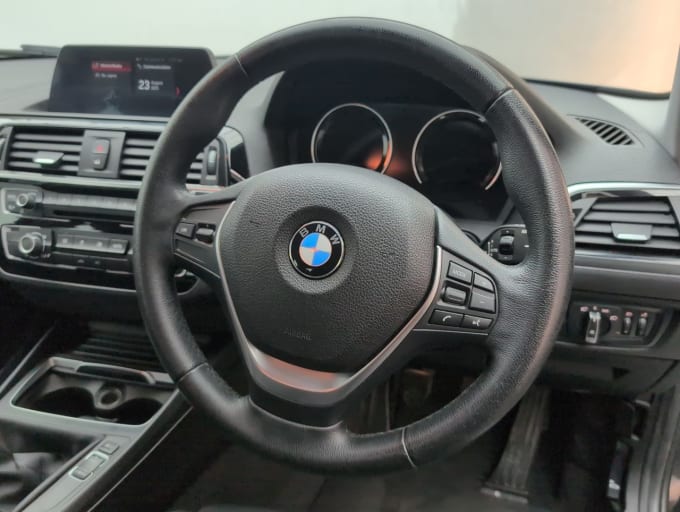 2025 BMW 1 Series