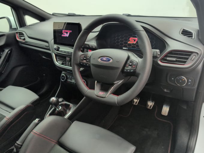 2025 Ford Fiesta