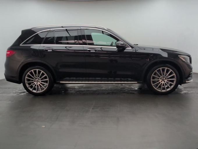 2025 Mercedes-benz Glc