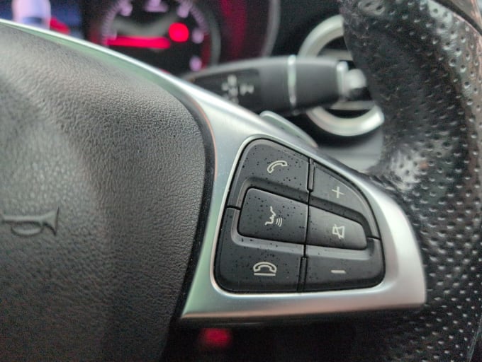 2025 Mercedes-benz Glc
