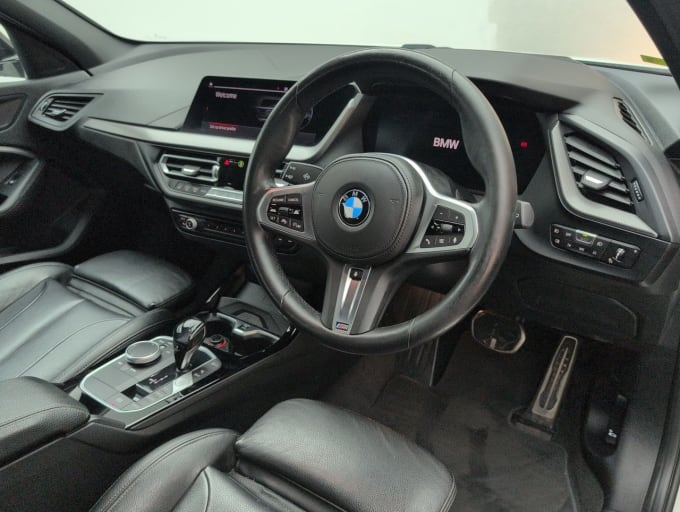 2025 BMW 1 Series