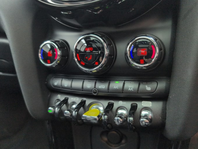 2025 Mini Electric Hatch