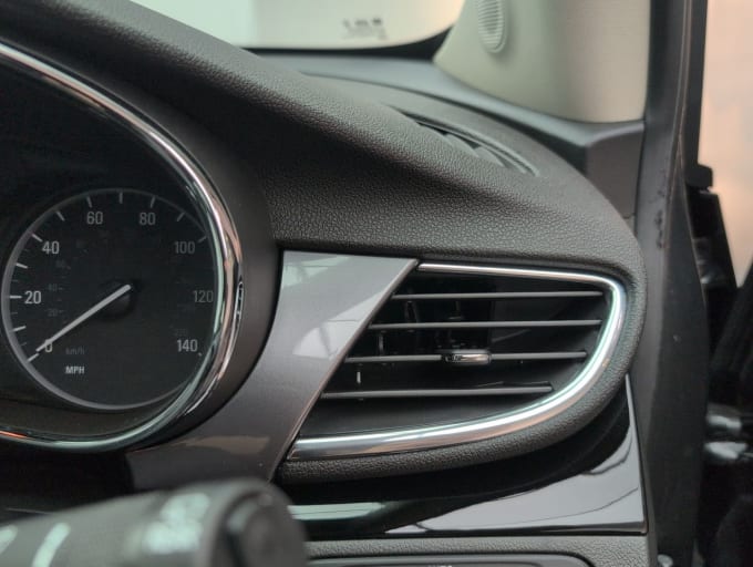 2025 Vauxhall Mokka X