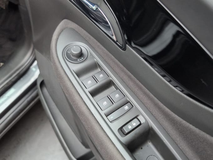 2025 Vauxhall Mokka X
