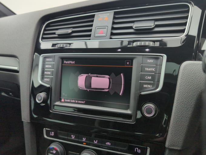 2025 Volkswagen Golf