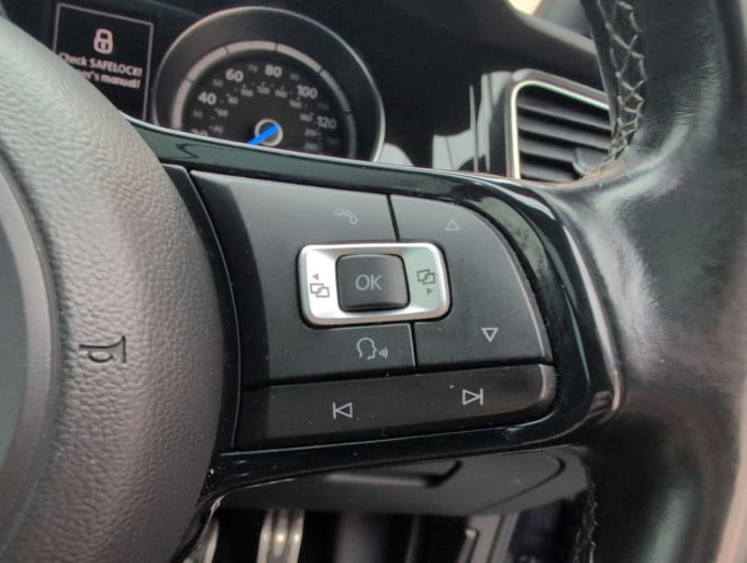 2025 Volkswagen Golf