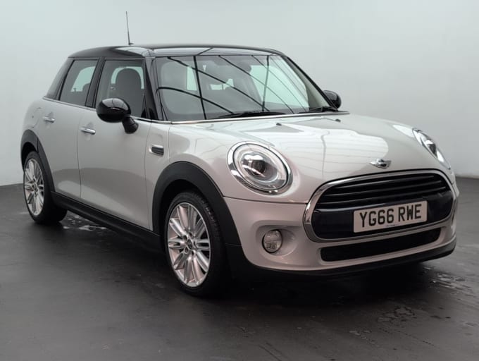 2025 Mini Hatch
