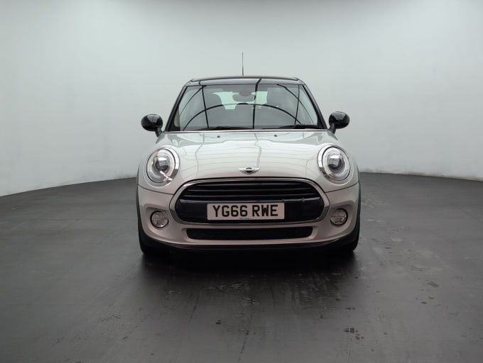 2025 Mini Hatch