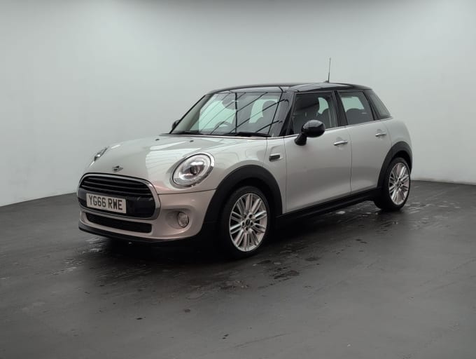 2025 Mini Hatch