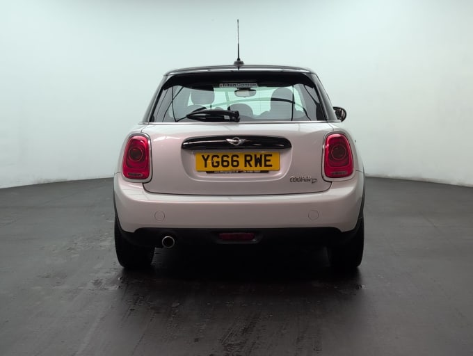 2025 Mini Hatch