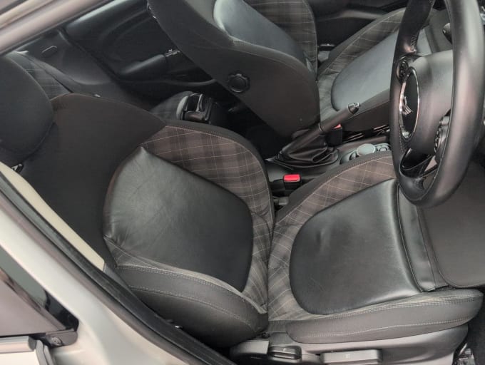 2025 Mini Hatch