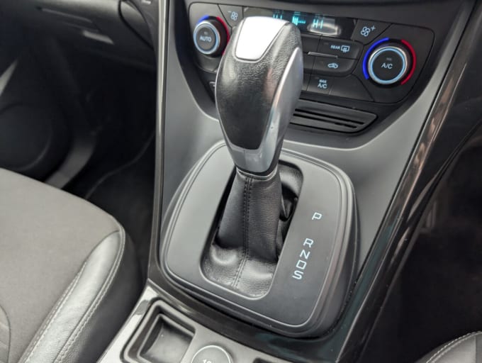 2017 Ford Kuga
