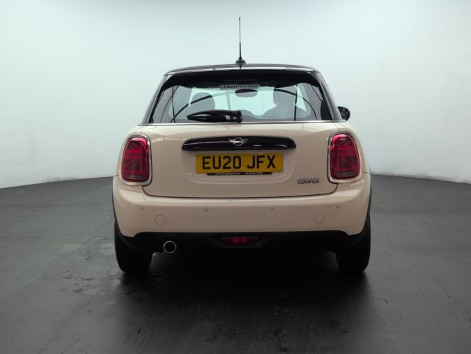 2025 Mini Hatch
