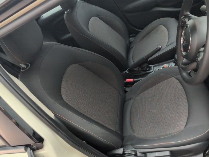 2025 Mini Hatch