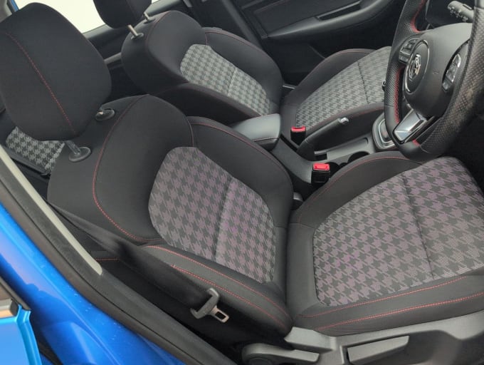 2025 Mg Mg Zs