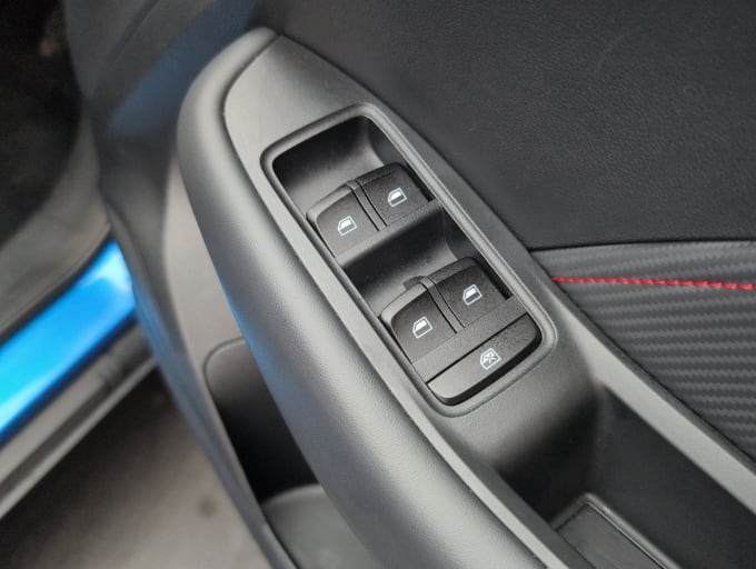 2025 Mg Mg Zs