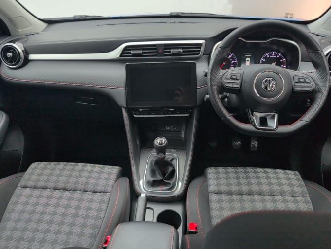 2025 Mg Mg Zs