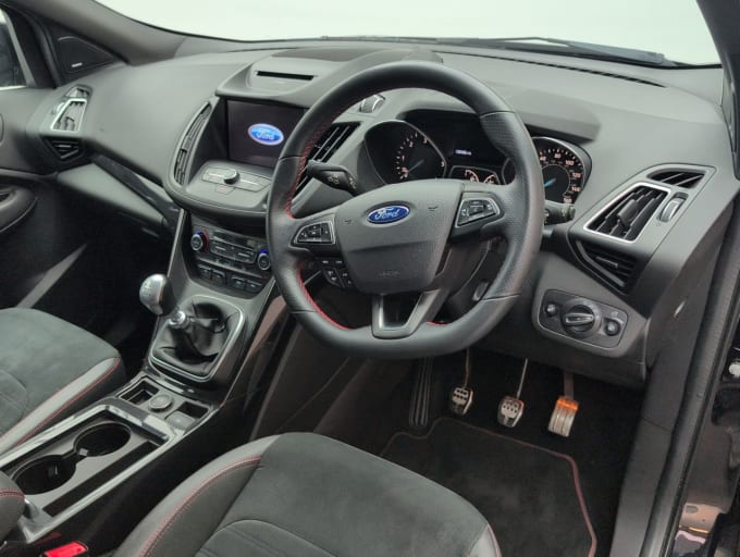 2025 Ford Kuga