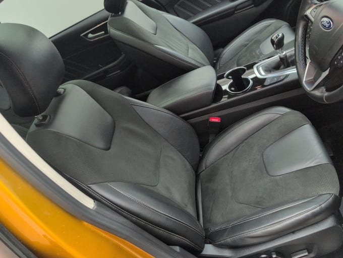 2025 Ford Edge