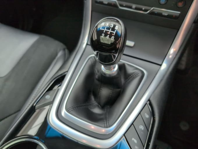 2025 Ford Edge