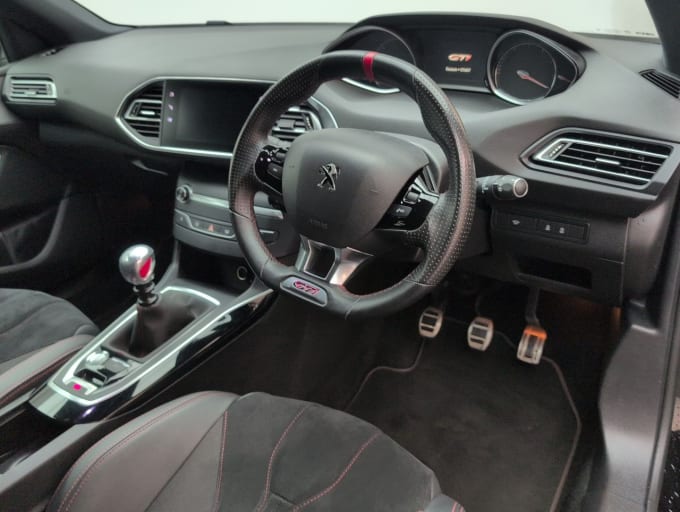 2025 Peugeot 308