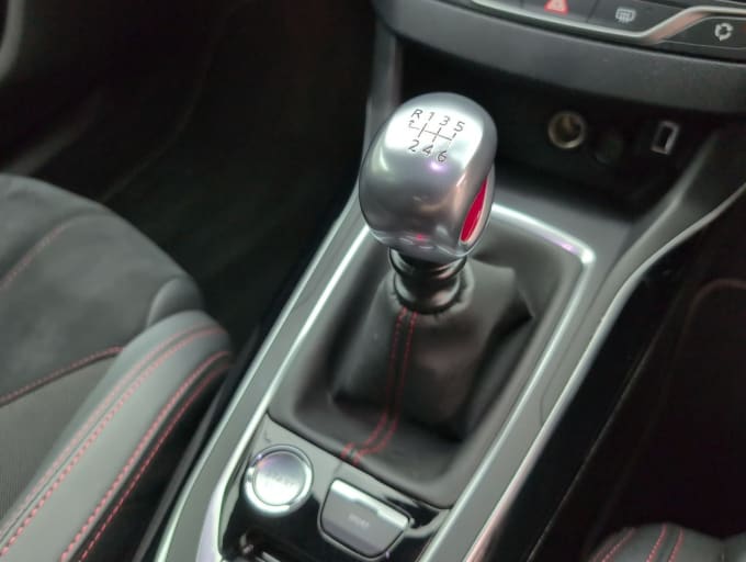 2025 Peugeot 308