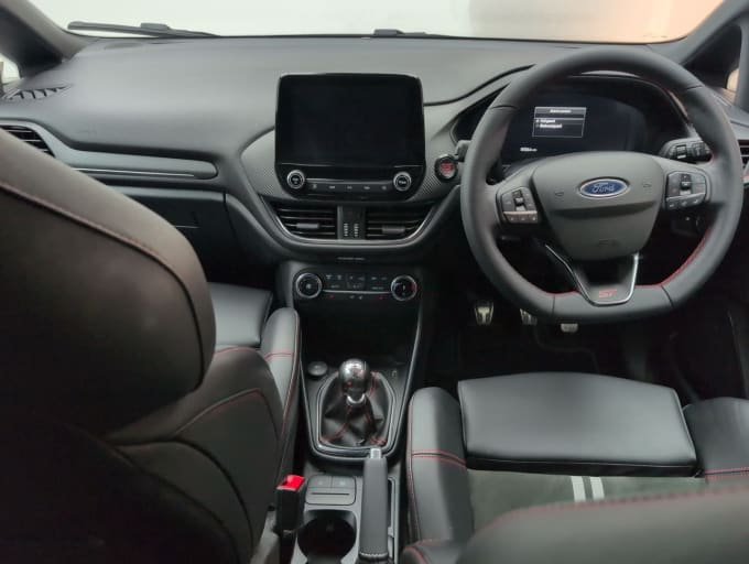 2025 Ford Fiesta