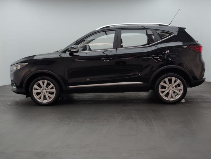 2025 Mg Mg Zs