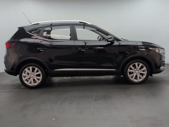 2025 Mg Mg Zs